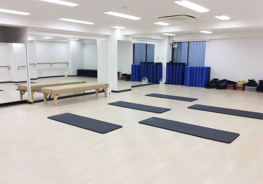 zen place pilates(ゼンプレイスピラティス) 新宿南口内観
