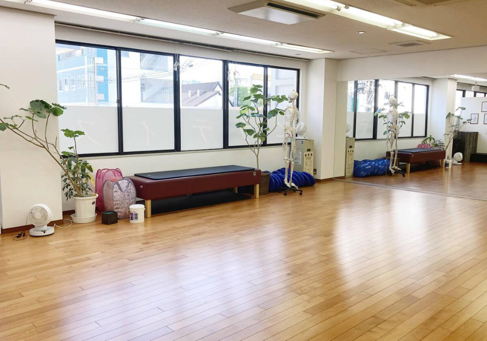 zen place pilates(ゼンプレイスピラティス) 高槻店スタジオ