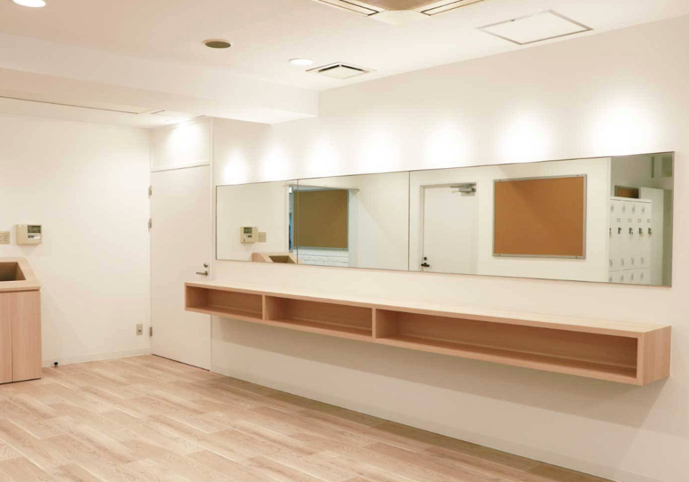 リントスル 大和店パウダールーム