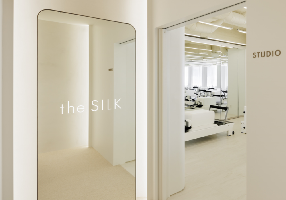 the SILK北千住店店内