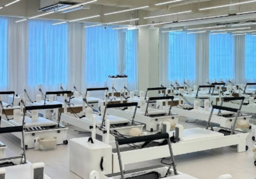 the SILK北千住店スタジオ内