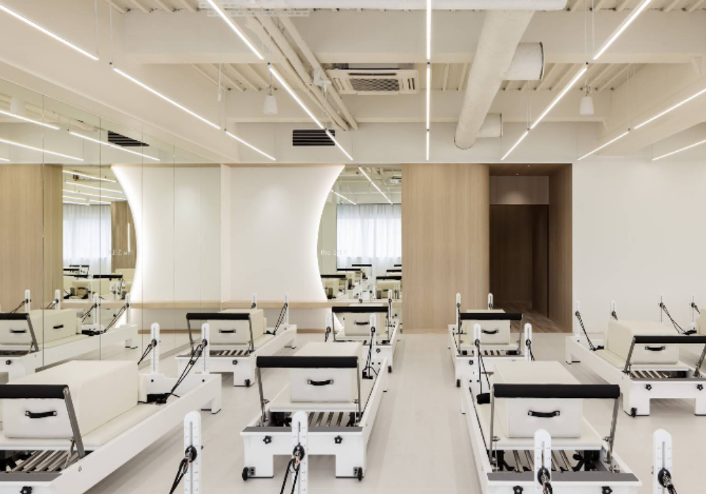 the SILK上野店スタジオ内