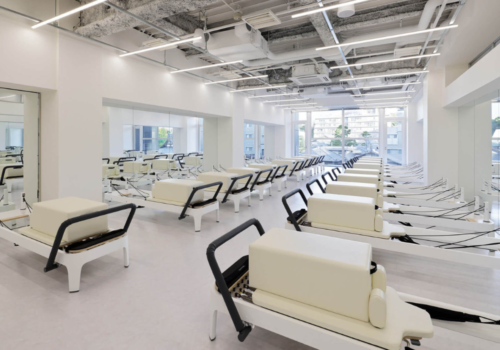 the SILK横浜店スタジオ内